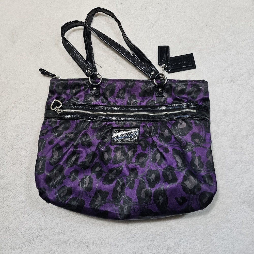 Vintage/authentic coach bag